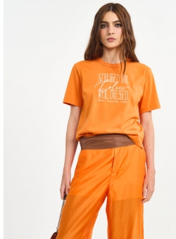 CAMISETA FEMININA BASICA COM ESCRITA COLCCI REF 340107071