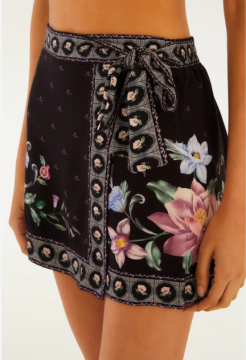SHORT SAIA FLOR DE OUTONO FARM REF 366736